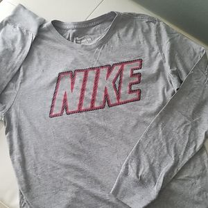 Nike long sleeve medium shirt